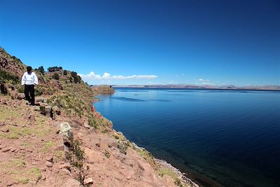 © Thomas Callens - Île de Taquile - Lac Titicaca - Cusco - Pérou Île de Taquile - Lac Titicaca - Cusco - Pérou