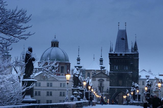 Image Prague et les Sudètes enneigés