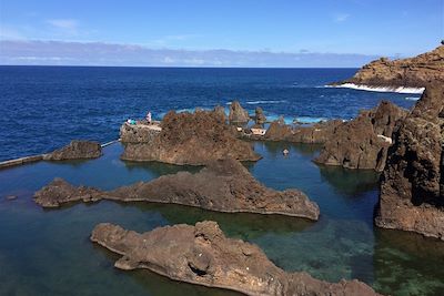 © Isabelle Dugay - Porto Moniz - Madère - Portugal Porto Moniz - Madère - Portugal