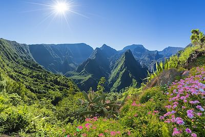 Panorama sur le cirque de Mafate - La Réunion