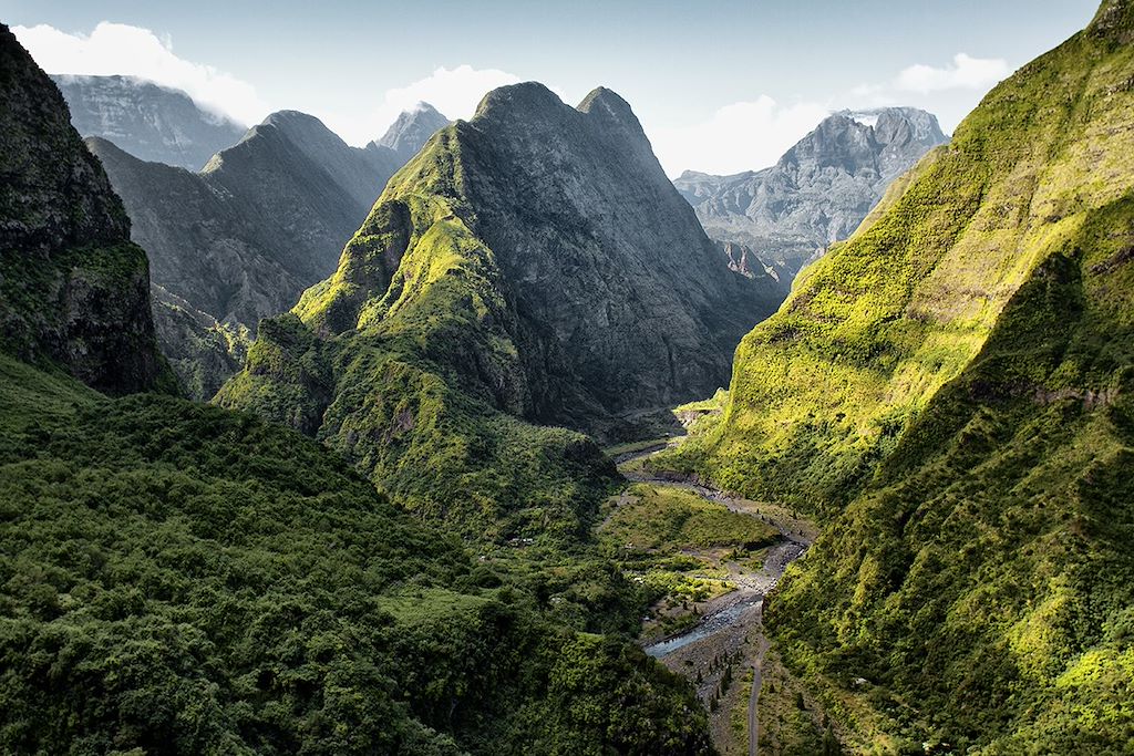 Canyoning Cilaos Tunnels De Lave Sainte Rose Randonnée Mafate