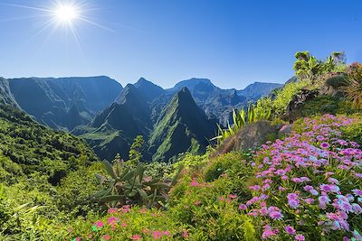 Panorama sur le cirque de Mafate - La Réunion