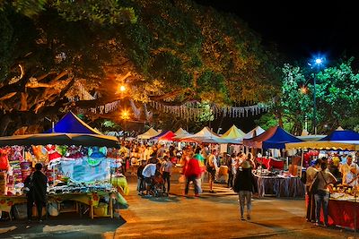 Marché nocturne de Saint-Denis - La Réunion