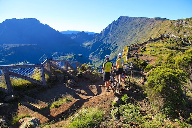 Voyage Découverte de l'île intense en vélo électrique