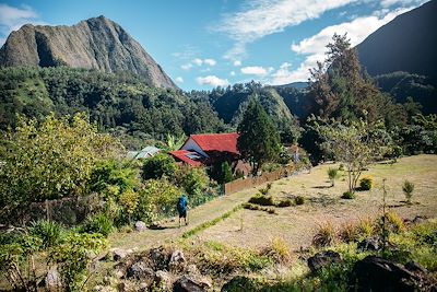 © Amélie Blondiaux-Hellolaroux / IRT - Randonnée à Mafate - La Réunion Randonnée à Mafate - La Réunion