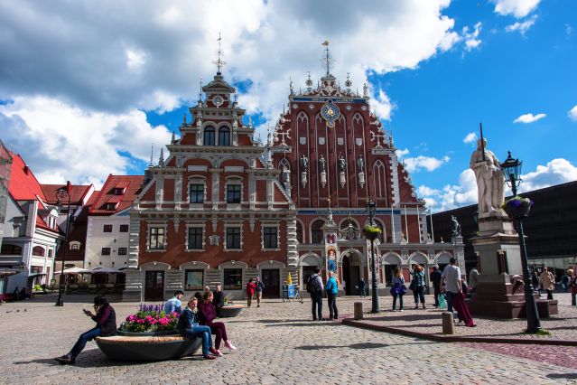 Voyage en véhicule : Riga, Kaliningrad, Gdansk : la route de l\'ambre