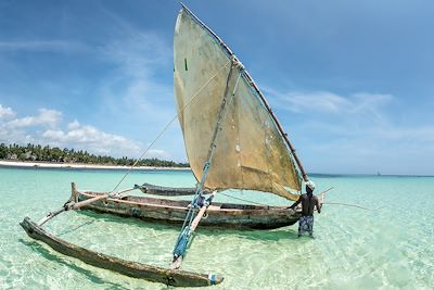 © Dan Baciu / Getty Images - Bateau de pêche traditionnel - Kenya Bateau de pêche traditionnel - Kenya