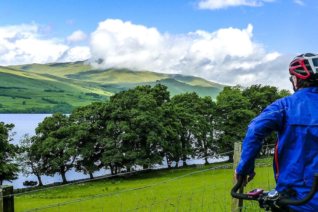 Entre lochs et châteaux écossais à vélo