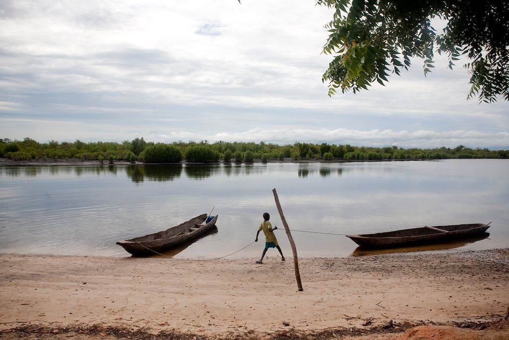 Image Senegal en famille - Delta du Saloum - Pirogue Sénégal