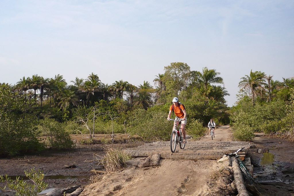 Image La Casamance en VTT - expérience de voyage au Sénégal - visite de l'île de Gorée