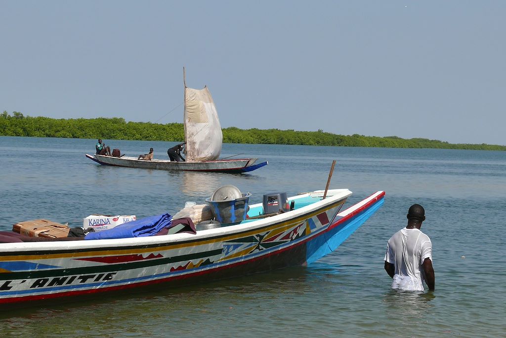 Image Randonnée Siné Saloum - Pirogue Dans Le Delta Du Sine Saloum - Bivouac Îlots Sauvages