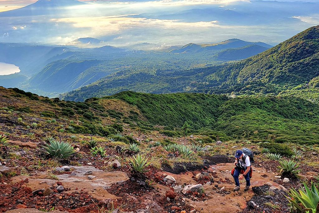 Image Ascension Volcan - Route des fleurs - Volcan Ilamatepec