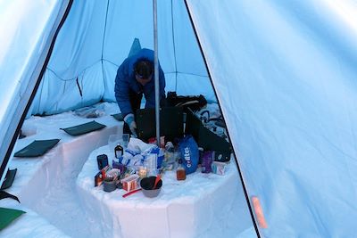 © Joël Le Coz - Ski à pulka au Spitzberg - Norvège Ski à pulka au Spitzberg - Norvège