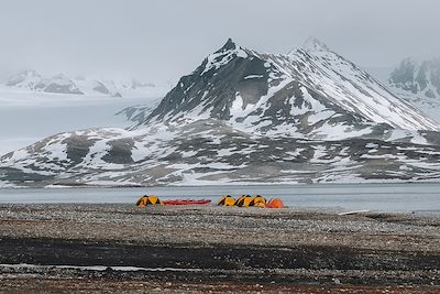 © Philippe Kunert  - Bivouac - Spitzberg - Norvège Bivouac - Spitzberg - Norvège