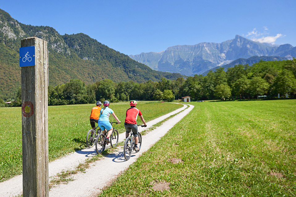 Image Lac de Bled à vélo - Bohinj à vélo - Visite des grottes de Škocjan