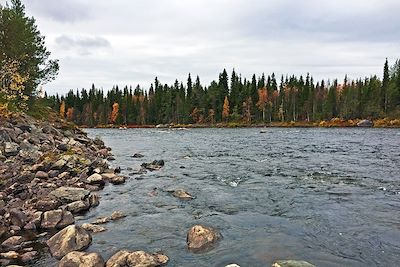 © Marianne Furlani - Rivière Muonio - Suède Rivière Muonio - Suède
