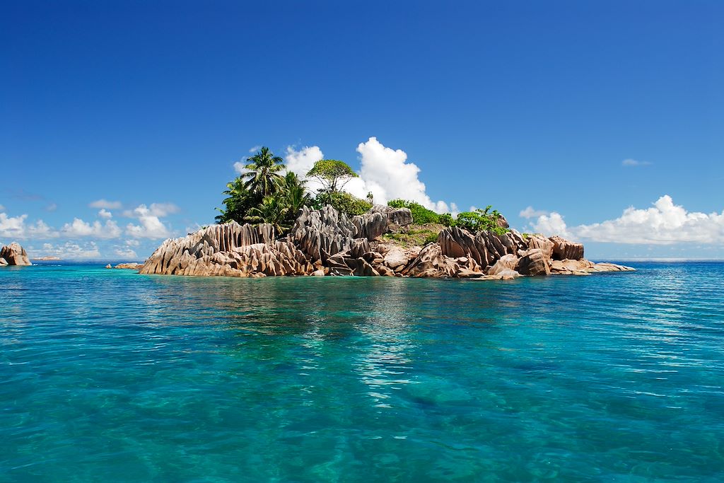 Image Navigation ile Curieuse - Randonnée Praslin - vélo la Digue
