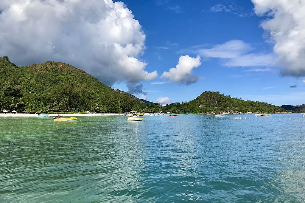 Image Mahé - vélo à la Digue - anse source d'argent - Seychelles kayak - Praslin