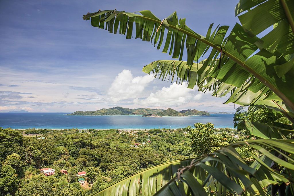 Image Mahé - vélo à la Digue - anse source d'argent - Seychelles kayak - Praslin