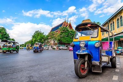 © Eakkaluk / iStock - Tuk Tuk - Bangkok - Thaïlande Tuk Tuk - Bangkok - Thaïlande
