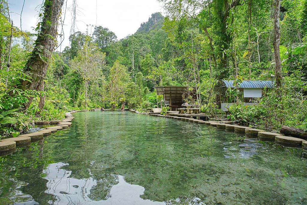Image Thaïlande à vélo de Bangkok à Surat Thani – Excursion en bateau à Khao Sok – Vélo dans le golf de Th