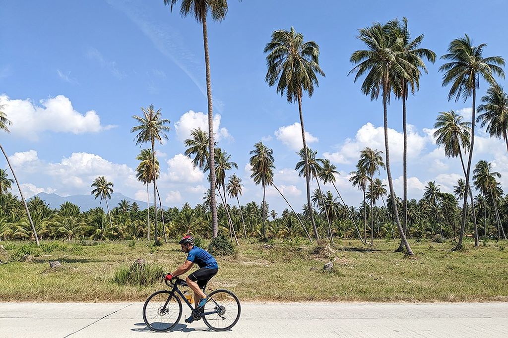 Image Thaïlande à vélo de Bangkok à Surat Thani – Excursion en bateau à Khao Sok – Vélo dans le golf de Th