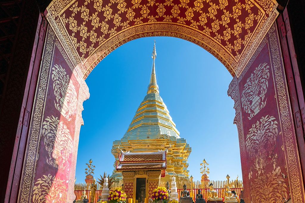 Image Wat Arun Bangkok - vélo Ayutthaya - temples Chiang Mai - Plages Koh Samet