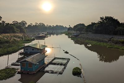 © Nicolas Brocard-Saidi - Uthai-Thani - Thaïlande Uthai-Thani - Thaïlande
