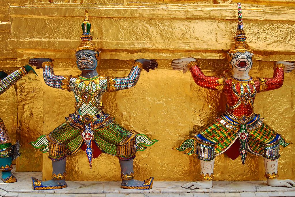 Image Temples Bangkok - Plage Phuket - Visite Ayutthaya - Parc National Khao Sok