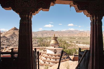 © Kalpana Kartik / Alamy / Hemis - Monastère de Pelkor Chode à Gyantse - Tibet Monastère de Pelkor Chode à Gyantse - Tibet