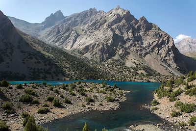 © Denis Chambon - Lac Alaoudin - Monts Fanskye - Tadjikistan Lac Alaoudin - Monts Fanskye - Tadjikistan