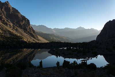 © Denis Chambon - Lac Alaoudin - Monts Fanskye - Tadjikistan Lac Alaoudin - Monts Fanskye - Tadjikistan