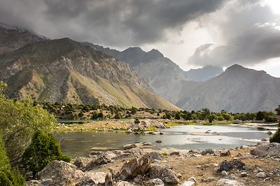 © Denis Chambon - Lacs Koulikalon - Monts Fanskye - Tadjikistan Lacs Koulikalon - Monts Fanskye - Tadjikistan