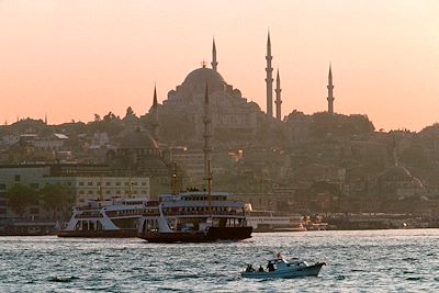 © Jean Luc Manaud - Mosquée Bleue - Istanbul - Turquie Mosquée Bleue - Istanbul - Turquie