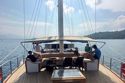© Cevdet Eroglu - Croisière en voilier sur la côte Lycienne - Turquie Croisière en voilier sur la côte Lycienne - Turquie