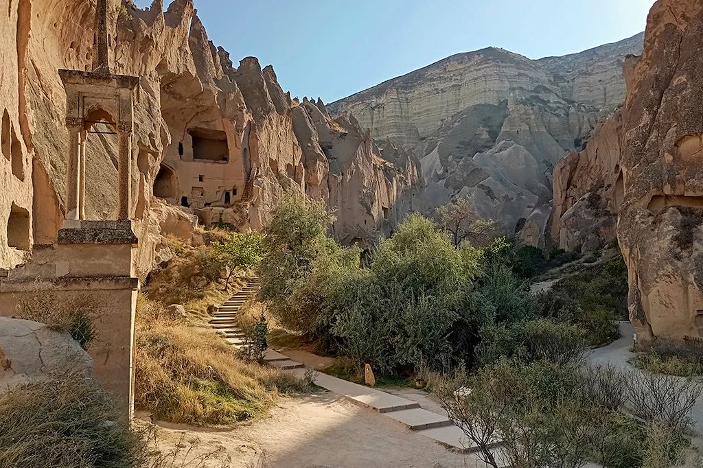 Image vélo En Turquie - VTT En Cappadoce - Cheminées De Fée - Visite Istanbul