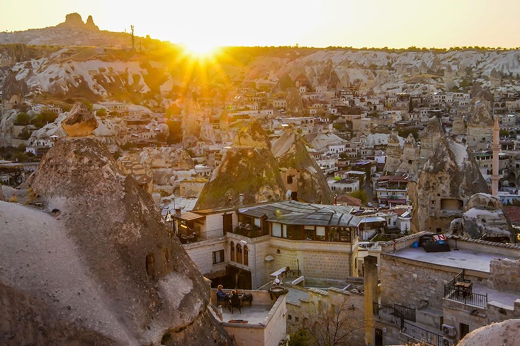Image Randonnée En Turquie - Randonnée En Cappadoce - Cheminées De Fée - Goreme