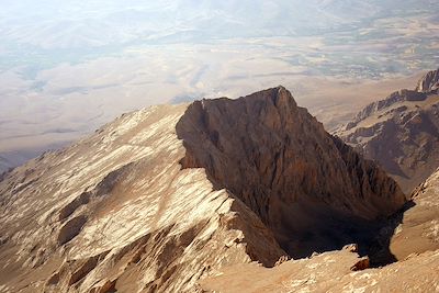 Vue depuis le sommet du mont Emler, montagnes centrales du Taurus - Turquie 