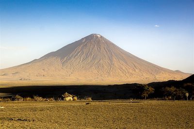 © Fabien Guenzi - Volcan Ol Doinyo Lengaï - Tanzanie Volcan Ol Doinyo Lengaï - Tanzanie