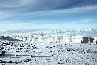 © Vincent Gandilhon - Uhuru Peak - Kilimanjaro - Tanzanie Uhuru Peak - Kilimanjaro - Tanzanie