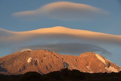 Coucher de soleil sur le Kibo - Kilimandjaro, voie Machame - Tanzanie