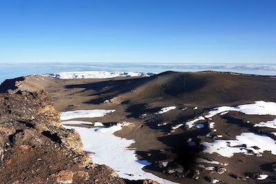 © Florian Hauer - Trek entre Barafu Camp et Mweka Camp - Kilimandjaro - Tanzanie Trek entre Barafu Camp et Mweka Camp - Kilimandjaro - Tanzanie