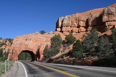 Tunnel vers Bryce Canyon - Utah - Etats-Unis