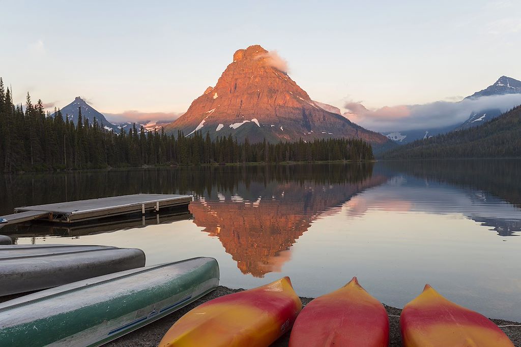 Image Autotour Yellowstone - Randonnée Glacier National Park - rafting Grand Teton