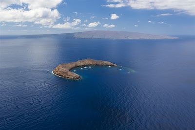 © Tor Johnson/Hawaii Tourism Authority - Cratère de Molokini - Maui - Hawaii - Etats-Unis Cratère de Molokini - Maui - Hawaii - Etats-Unis
