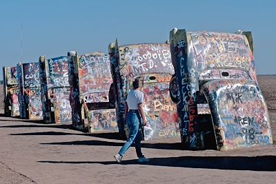 Iconic Cadillac Ranch -  Amarillo - Texas - Etats-Unis