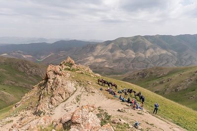 Randonnée à cheval dans la région du lac Song Kul - Kirghizistan