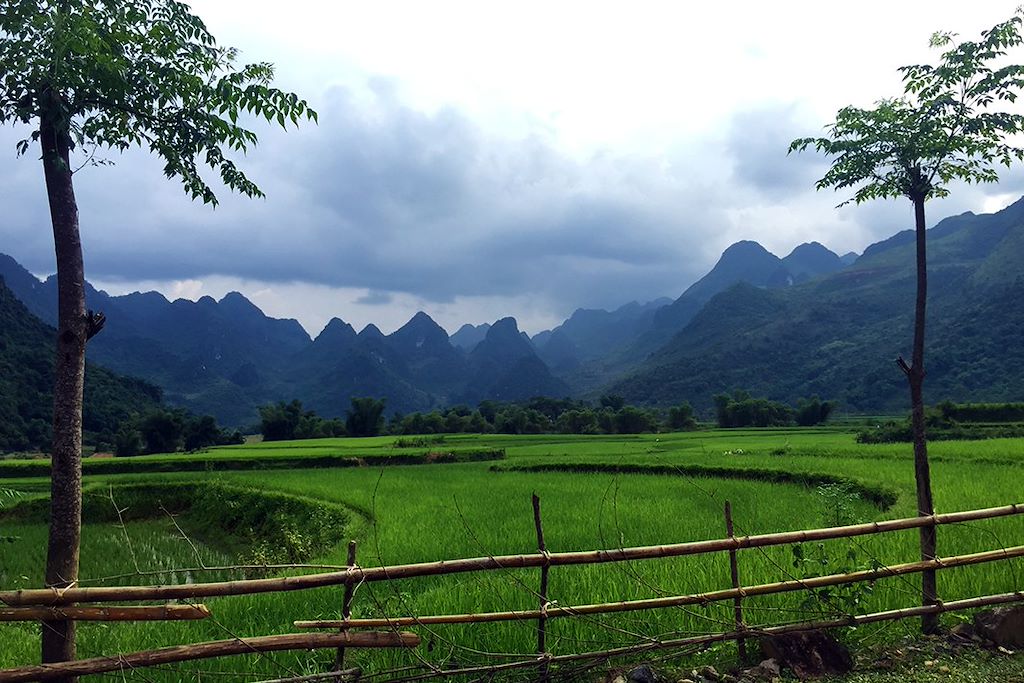 Image Rencontre ethnie Lo Lo Khuoi Khon - Chutes Ban Gioc - Navigation lac BA BE