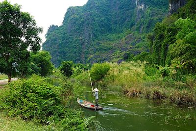 © Thomas Callens - Tam Coc Garden - Vietnam Tam Coc Garden - Vietnam