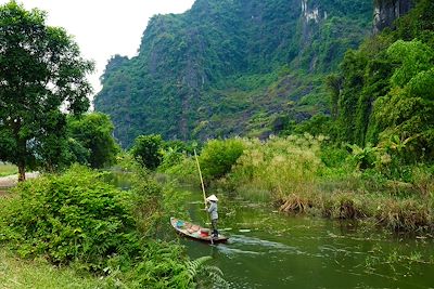 © Thomas Callens - Tam Coc Garden - Vietnam Tam Coc Garden - Vietnam